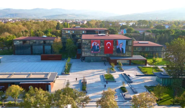 Cumhuriyetimiz 102 Yaşında!