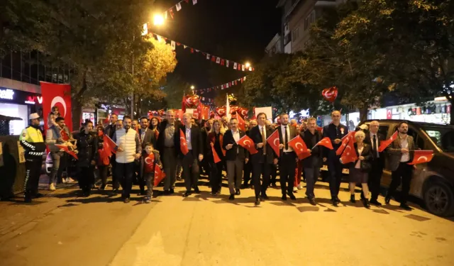 İnegöl'de Cumhuriyet Coşkusu meydanlara taştı