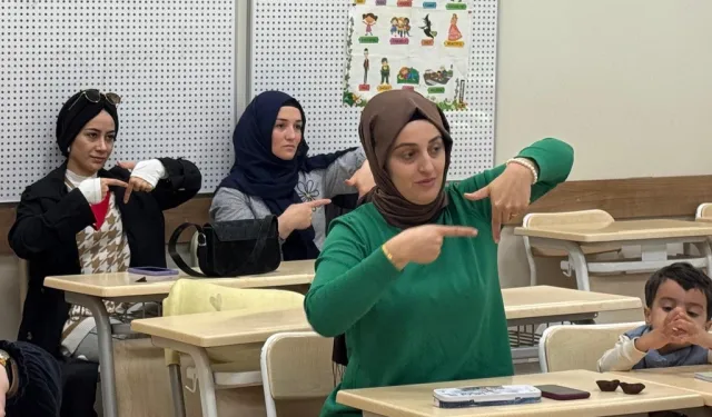 Sakarya SGM'de işaret dili kurslarına yoğun ilgi