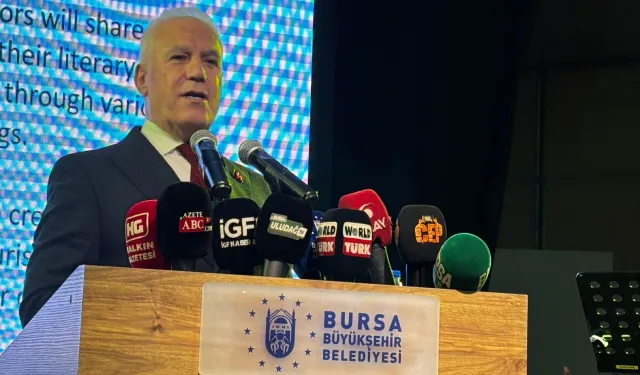Başkan Bozbey: Edebiyat cesurların işidir