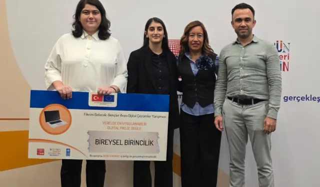 'Fikrim Gelecek' Hackathonu'nda Manisa'ya birincilik geldi