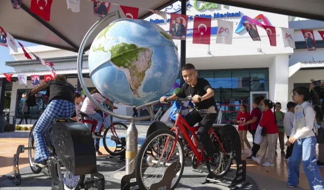 Mersin'de bilimle dolu bir gün