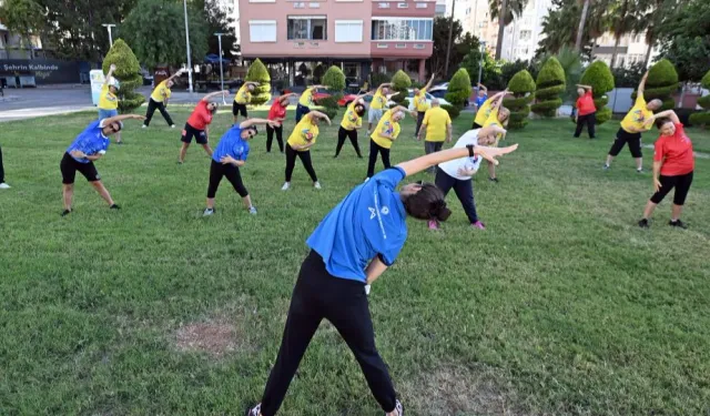 Mersin'de emeklilere 'Sabah Sporu' etkinliği
