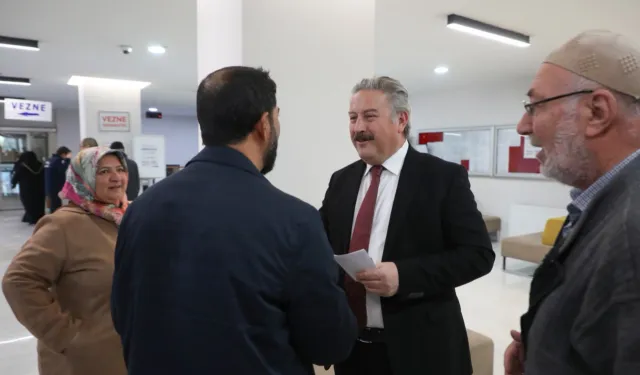 Mustafa Palancıoğlu emlak vergisini vezneden ödedi