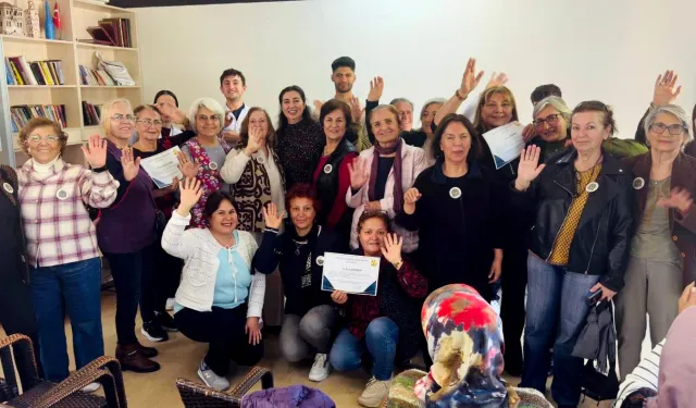 Antalya Muratpaşa'da 60 yaş üstüne sağlıklı yaşam rozeti