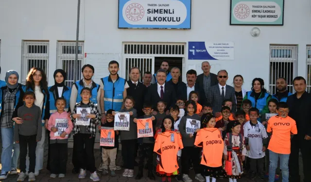 Büyükşehir Şalpazarı'nda öğrencileri sevindirdi