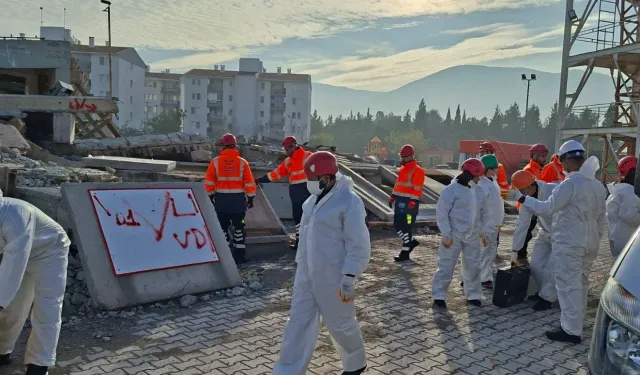 İzmir Karabağlar'da Arama Kurtarma ekibi kuruldu