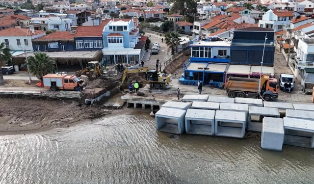 İzmir Yeni Foça'da taşkın kabusu sona erdi
