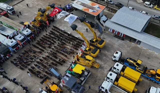 Muğla Büyükşehir'in hizmet filosuna 170 yeni araç