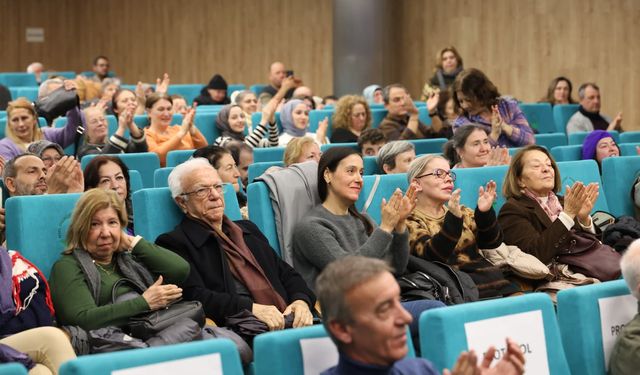 Nâzım Hikmet doğumunun 124'üncü yılında Bursa Osmangazi'de anıldı