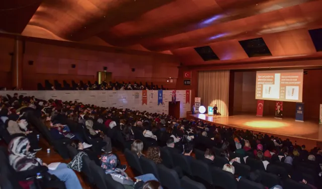 Gençler Büyükşehir'le KPSS'ye hazırlanıyor