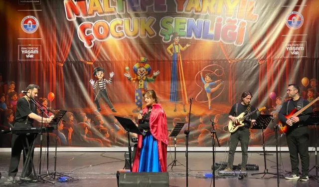 İstanbul Maltepe'de yarıyıl şenliği sürüyor