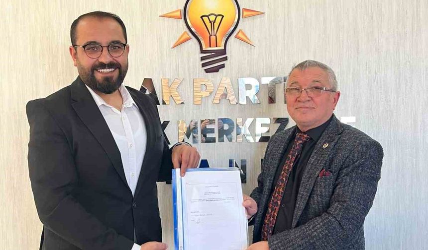 AK Parti’li Belediye Meclis Üyesi görevinden istifa etti