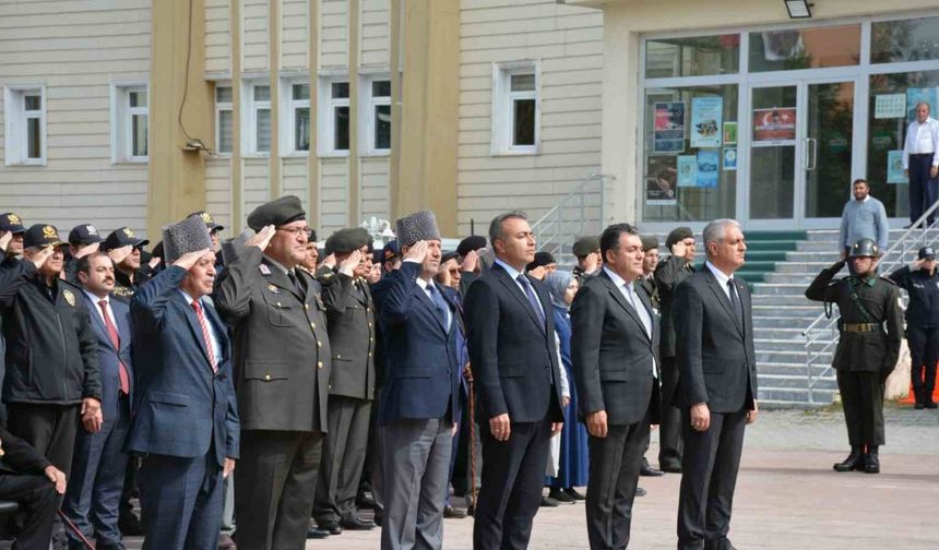 Ardahan’da 19 Eylül Gaziler Günü törenle kutlandı