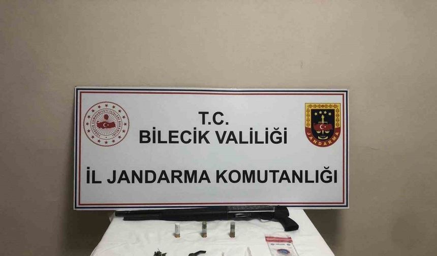 Bilecik’te ekiplerden kaçan şüpheli, uyuşturucu madde ve ruhsatsız tüfek ile yakalandı