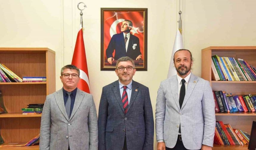 Doç. Dr. Yasin Acar göreve başladı