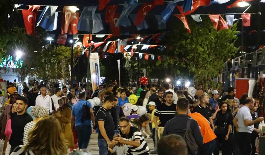 GastroAntep Kültür Yolu Festivali’nde ziyaretçi yoğunluğu yaşanıyor