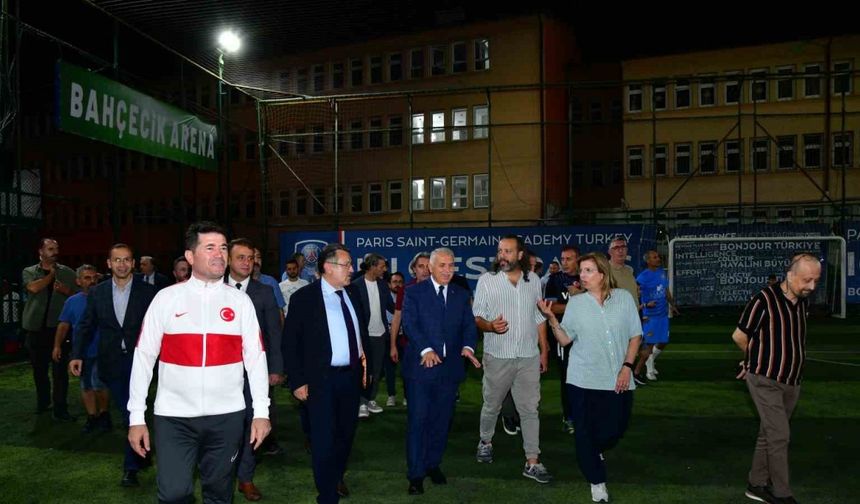 Trabzon’da Orhan Kaynar Futbol Turnuvası başladı