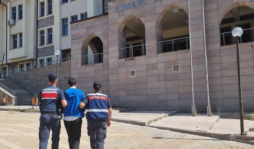 Yozgat’ta şantaj ve taciz suçlarından aranan firari yakalandı