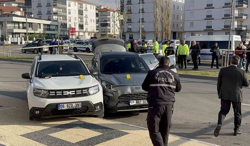 Bisikleti kaldırıp kaldırıma koydun kavgasında 1’i polis 3 yaralı