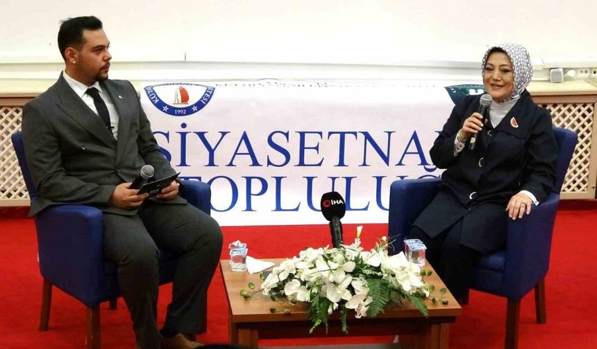Başkan Ceyda çetin Erenler, DPÜ’de "Siyasette Kadın"ın konuğu oldu
