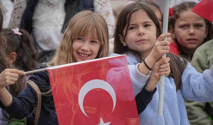 Bursa’da 23 Nisan coşkusu
