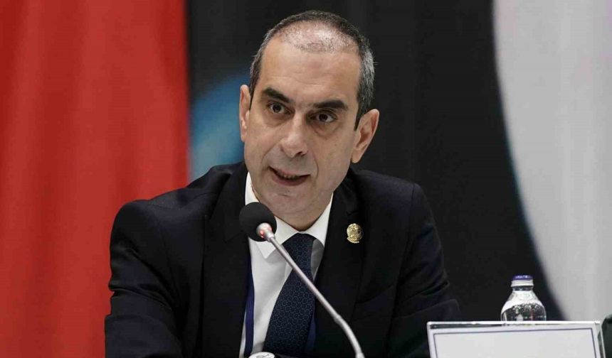 Şekip Mosturoğlu: "Bizler sportif sonuçlardan bağımsız olarak Fenerbahçe’ye tutkuyla bağlıyız"