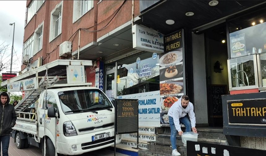 Sultangazi’de kamyonetten düşen adam hayatını kaybetti