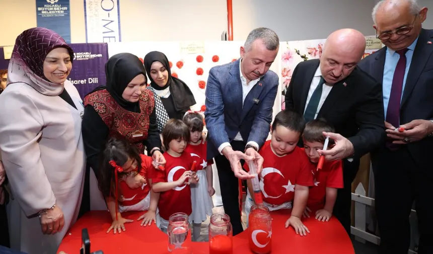 Kocaeli'de KO-MEK'in eserleri göz kamaştırdı