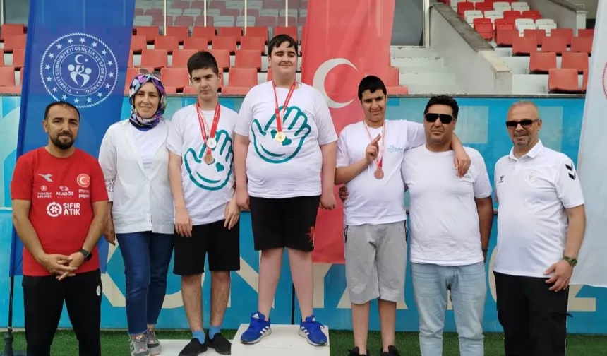 SOBE’nin Atletizm takımından tarihi başarı: 33 madalya!