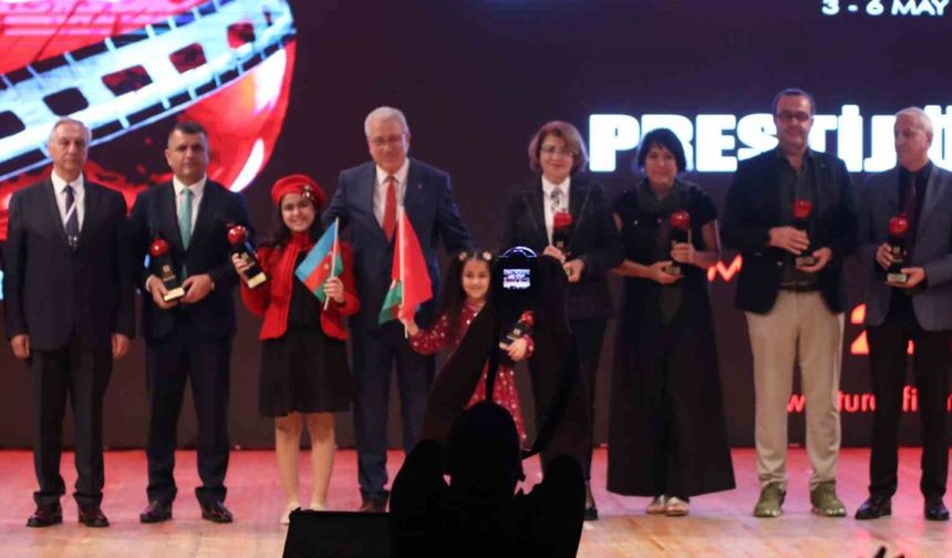 2. Turan Film Festivali’nde ödüller sahiplerini buldu