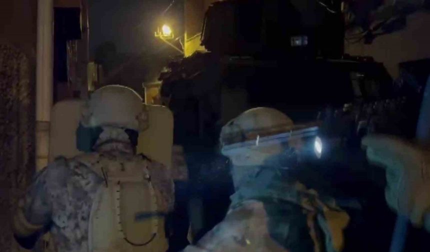 Adana merkezli 23 ilde silah kaçakçılığı operasyonu: 21 tutuklama