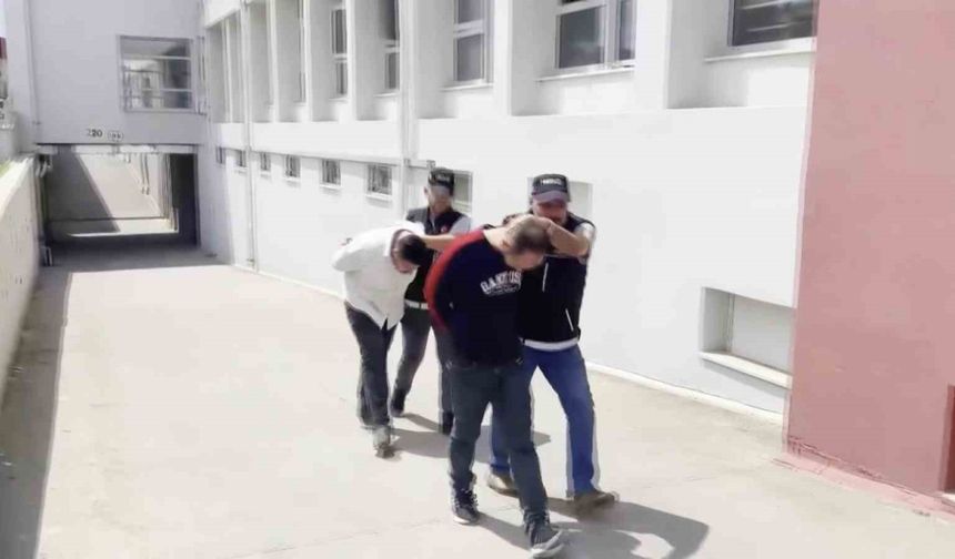 Adana’da kilolarca esrar, bonzai ve binlerce hap ele geçirildi: 55 tutuklama