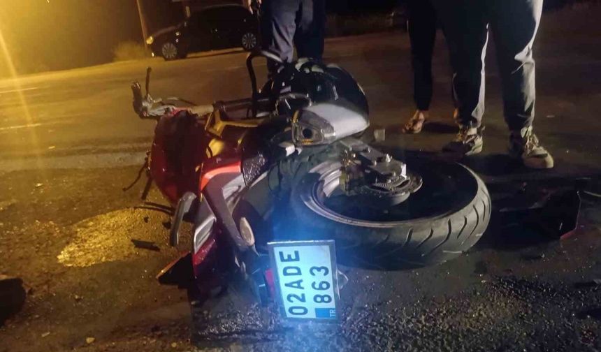 Adıyaman’da otomobil ile çarpışan motosikletin sürücüsü hayatını kaybetti