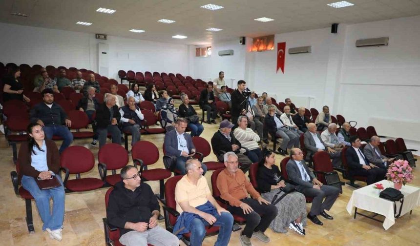 Ağın’da zirai don sonrası bilgilendirme toplantısı