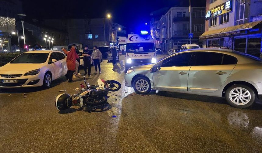 Ankara’da motosikletle otomobil çarpıştı: 1 yaralı