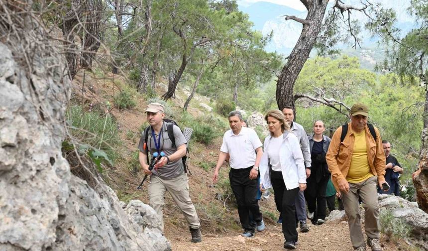 Antalya’nın tarihi yürüyüş rotaları yenileniyor