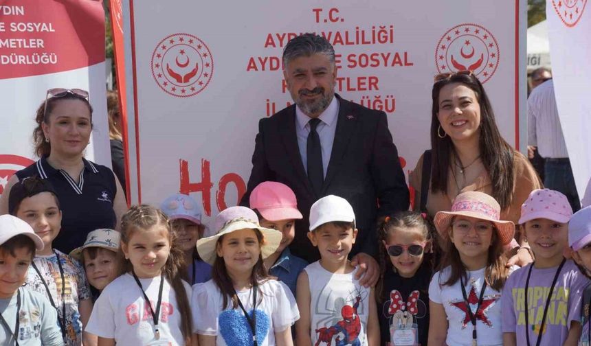 Aydın’da Aile Yılı kortej yürüyüşü yapıldı