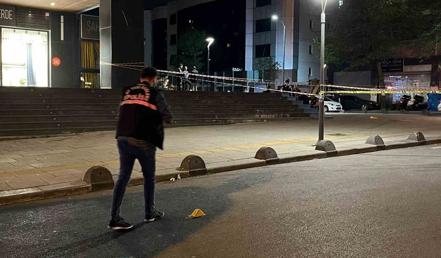 Bağcılar’da tartıştığı husumetlisi tarafından silahla öldürüldü