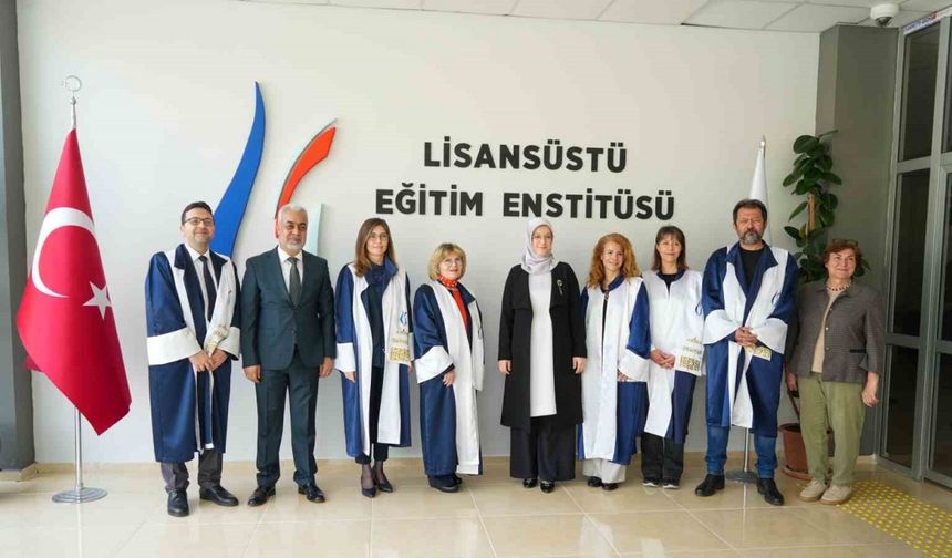 Başarılarla dolu hayatını 72 yaşında doktorayla taçlandırdı
