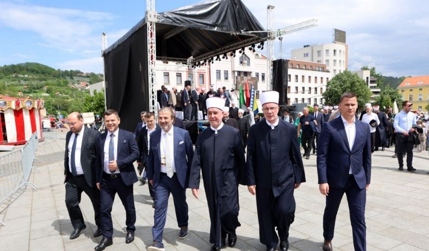 Bosna Hersek’te Türkiye’nin desteğiyle yenilenen Behram Ağa Camii açıldı