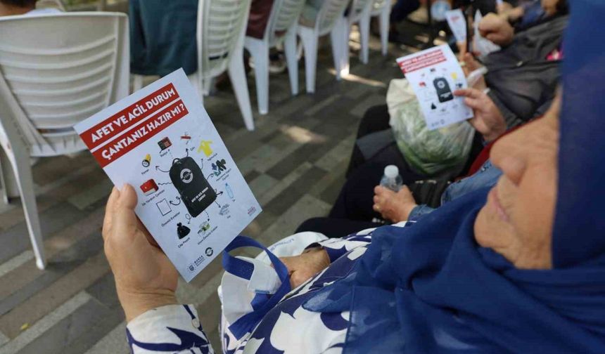 Büyükşehir’den mahallelerde ‘halk sağlığı ve afet bilinci’ eğitimi