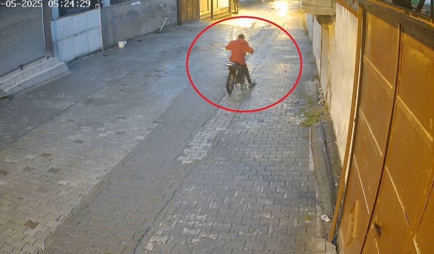 Çaldığı motosiklet arızalanınca park edip, başka motosiklet çaldı