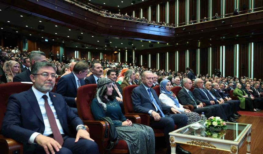 Cumhurbaşkanı Erdoğan: "Organize tarım bölgelerini yaygınlaştıracak ve lojistik merkezler ile entegrasyonunu sağlayacağı