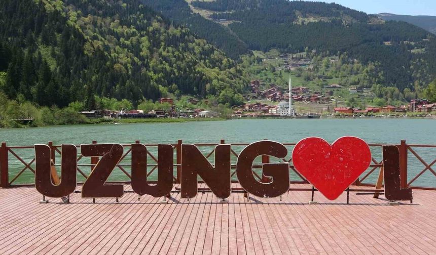 Dünyaca ünlü Uzungöl’de yeni turizm sezonu için geri sayım başladı