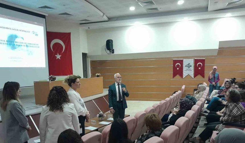Ebelik Normal Doğum Bilgi ve Beceri Artırma ve Afete Hazırlık eğitiminin ikinci etabı başladı