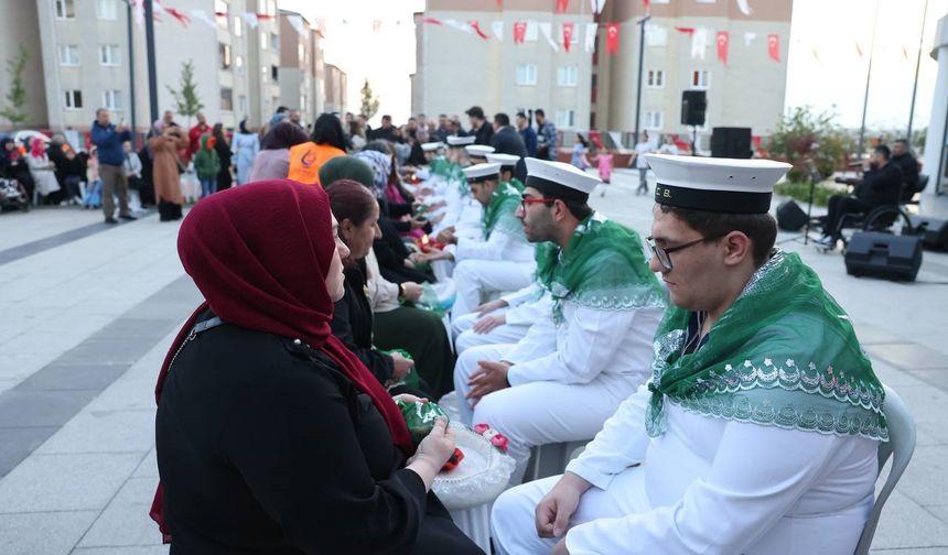 En özel bireyler, çakı gibi denizci oldu