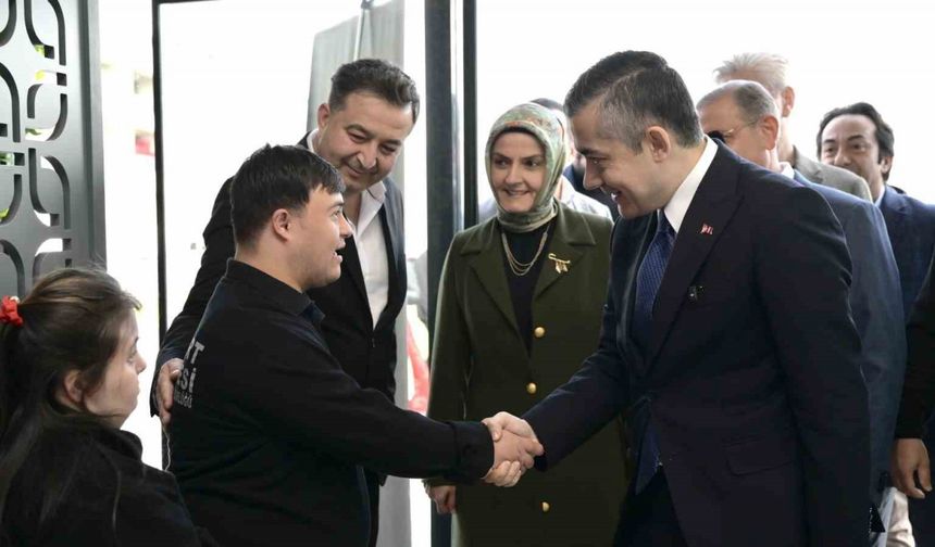 Esenyurt Belediyesi Engelsiz Kafe hizmete açıldı