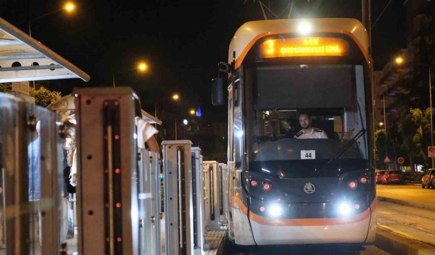 Eskişehir’de gece seferleriyle 1 yılda 222 bin yolcu taşındı