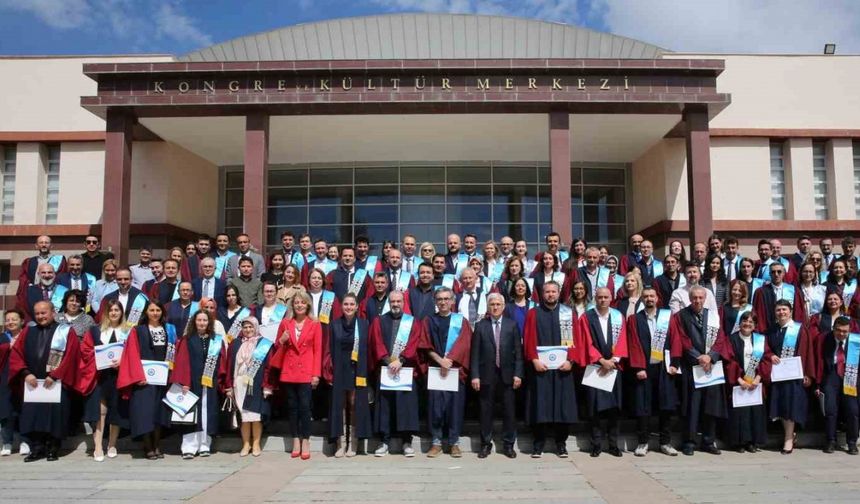 ESOGÜ, uluslararası bilimsel yayın çalışmaları yapan akademisyenlere teşekkür etti